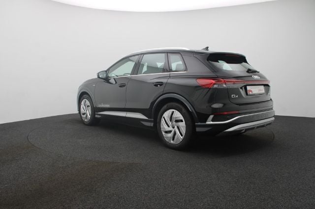 Second-hand Audi Q4 e-tron S-Line 210 kW (286 CP) 2024 Negru SUV