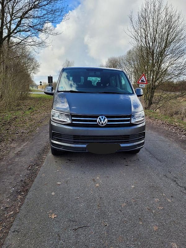 Gebraucht VW T6 204 PS (150 kW) 2016 Grau Van