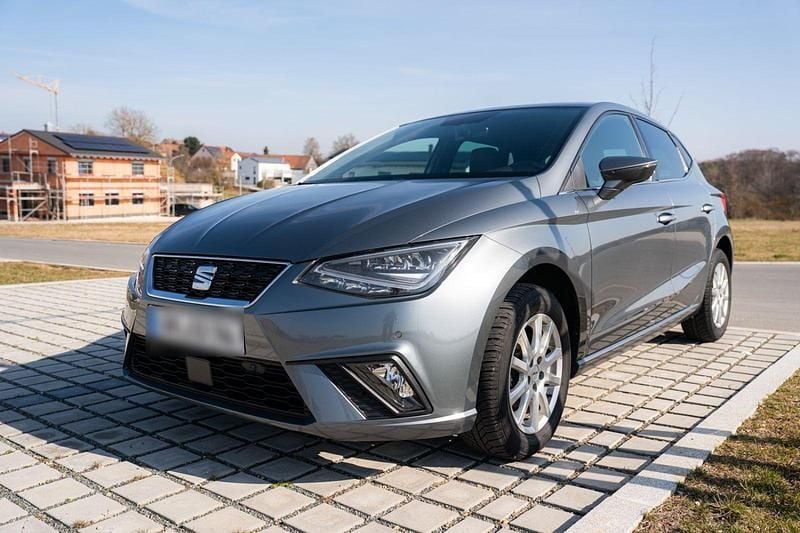 Gebraucht Seat Ibiza XCELLENCE 95 PS (69 kW) 2017 Grau Kleinwagen
