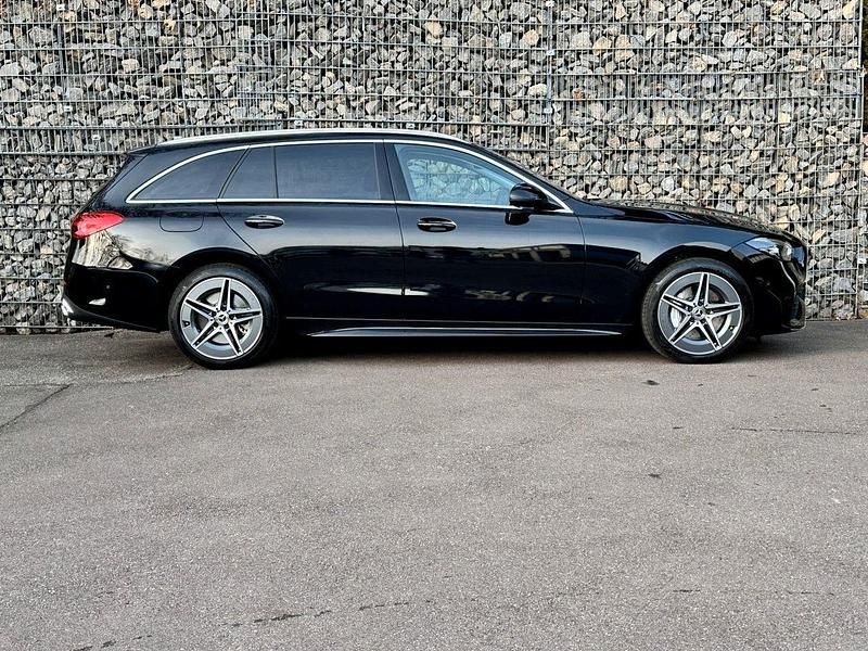 Gebraucht Mercedes C300e AMG 197 PS (144 kW) 2024 Schwarz Kombi