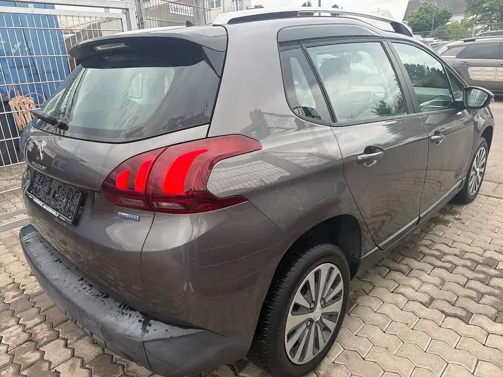 Gebraucht Peugeot 2008 Active 99 PS (72 kW) 2016 SUV