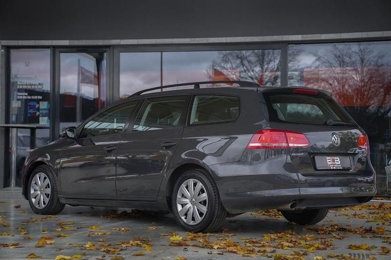 Gebraucht VW Passat 105 PS (77 kW) 2014 Grau Kombi