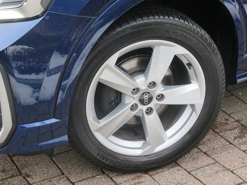 Gebraucht Audi Q2 S-Line 110 PS (80 kW) 2021 Blau SUV