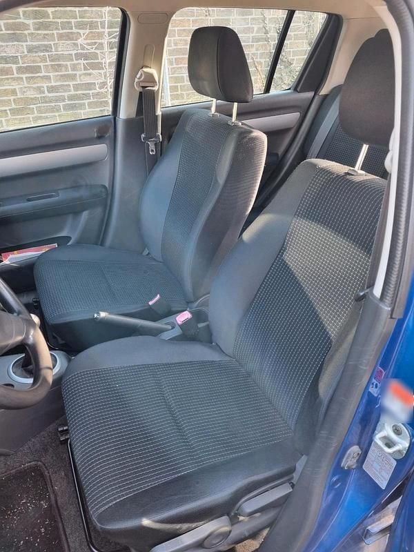 Gebraucht Suzuki Swift 92 PS (67 kW) 2006 Blau Kleinwagen