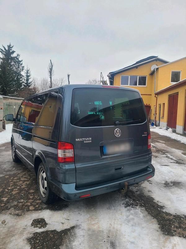 Gebraucht VW Multivan Edition 164 PS (120 kW) 2005 Grau Van / Kleinbus