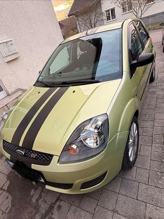 Gebraucht Ford Fiesta Style 69 PS (50 kW) 2007 Gelb Limousine