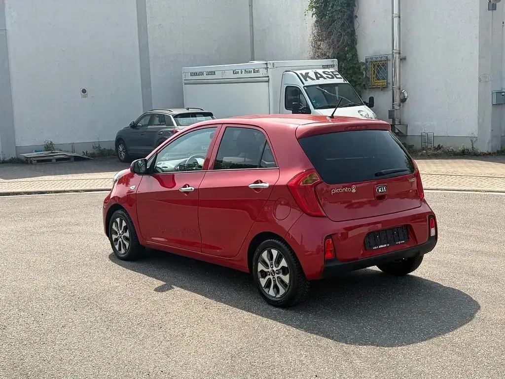 Gebraucht Kia Picanto DREAM-TEAM Edition 67 PS (49 kW) 2016 Rot Kleinwagen