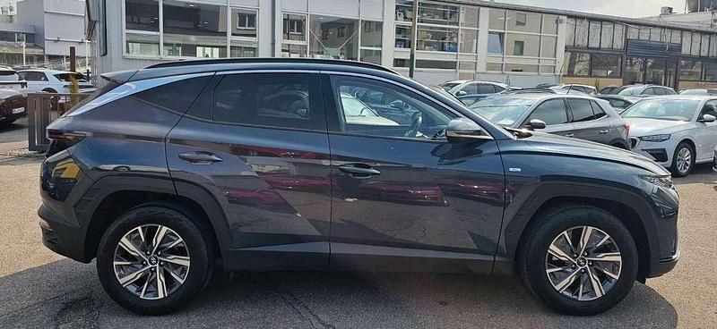 Gebraucht Hyundai Tucson 150 PS (110 kW) 2024 Blau SUV