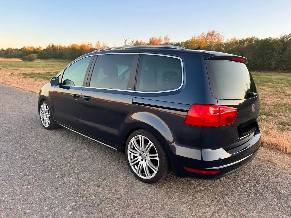 Gebraucht Seat Alhambra I-Tech 150 PS (110 kW) 2015 Blau Van / Kleinbus