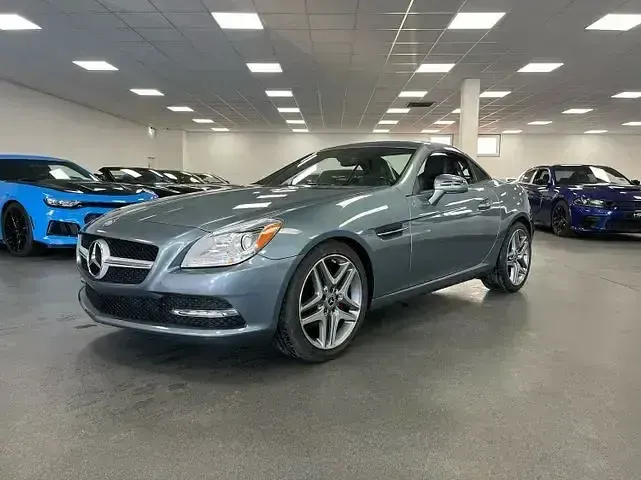 Gebraucht Mercedes SLK250 204 PS (150 kW) 2012 Blau Cabrio