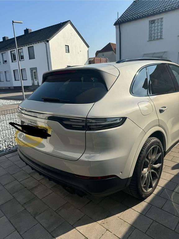 Gebraucht Porsche Cayenne 340 PS (250 kW) 2021 Beige SUV