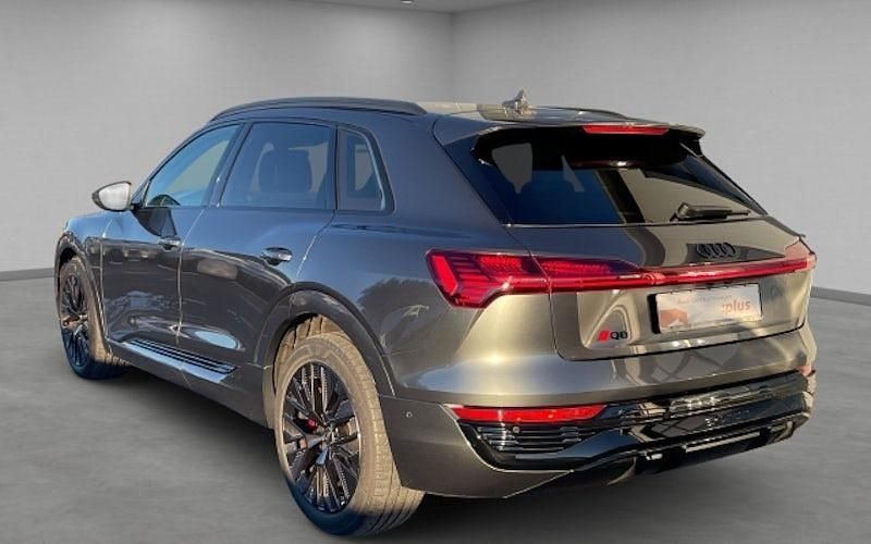 Gebraucht Audi Q8 e-tron S-Line 250 kW (340 PS) 2023 Grau SUV