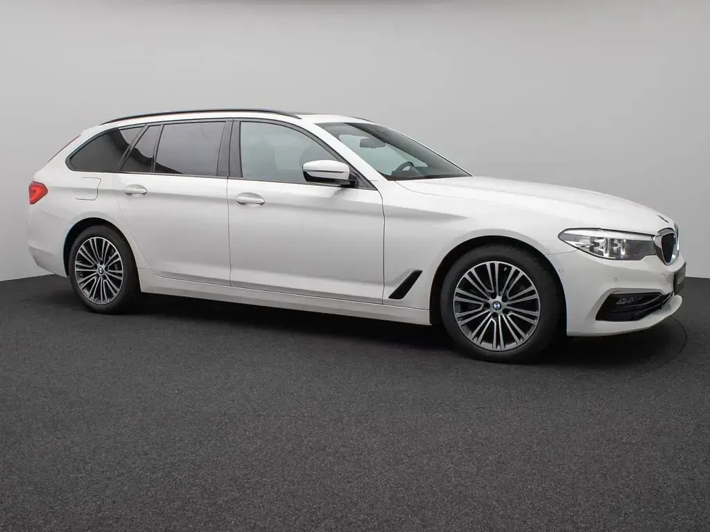 Gebraucht BMW 520 Sport Line 190 PS (139 kW) 2020 Weiß Kombi