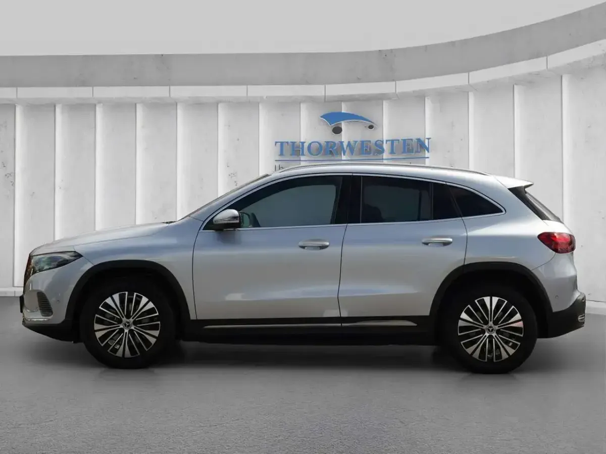 Gebraucht Mercedes EQA250+ Progressive 139 kW (190 PS) 2024 Silber SUV