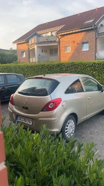 Gebraucht Opel Corsa 80 PS (58 kW) 2008 Gold Kleinwagen