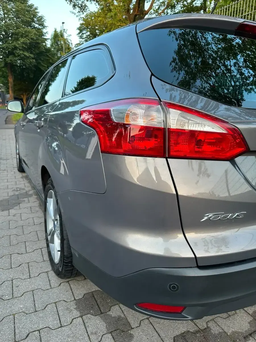Gebraucht Ford Focus Trend 116 PS (85 kW) 2014 Braun Kombi