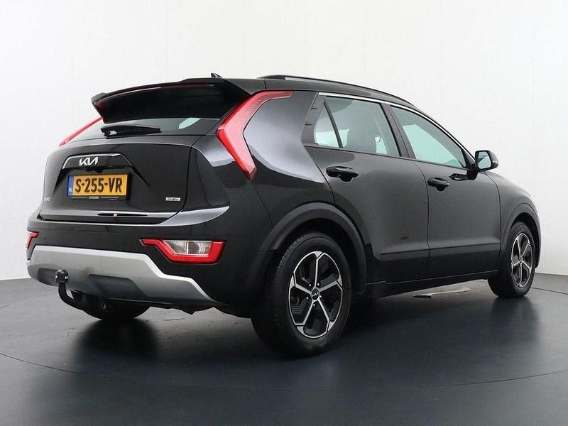 Gebraucht Kia Niro 182 PS (133 kW) 2022 Schwarz SUV