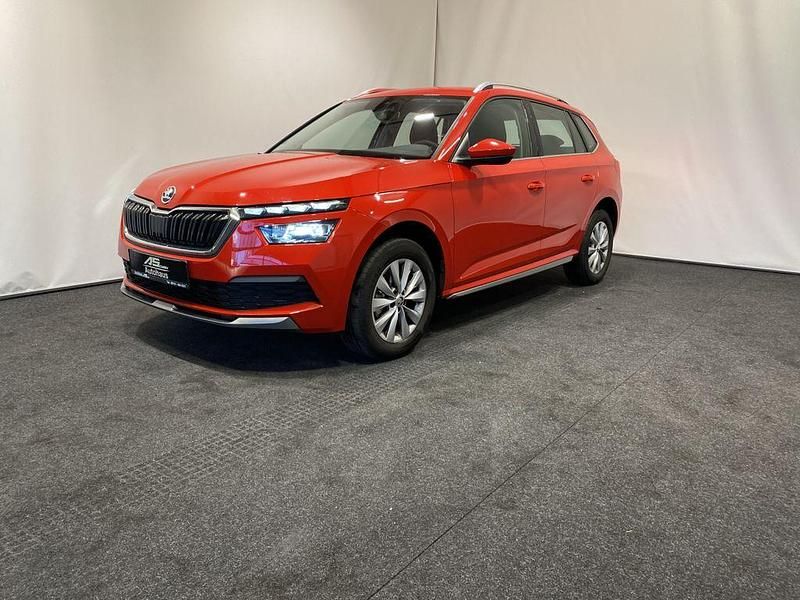 Rot Gebraucht 2020 Skoda Kamiq Style SUV | 18.900 € (Guter Preis) - Bild 1/4