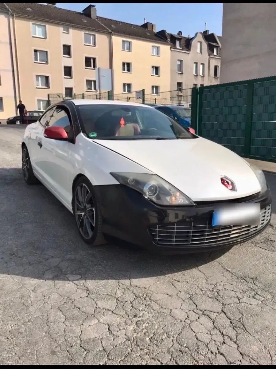 Gebraucht Renault Laguna Coupé 235 PS (172 kW) 2009 Weiß Coupé