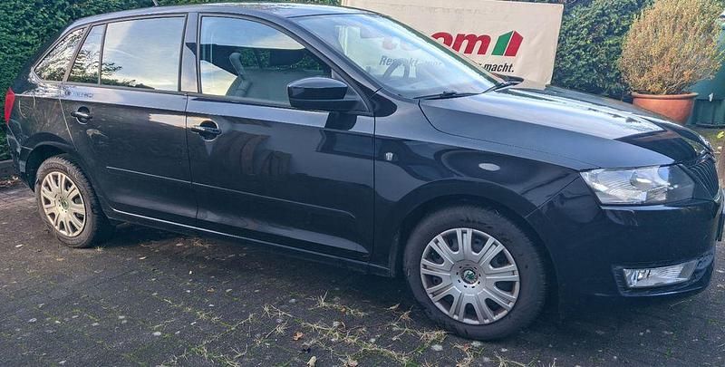 Schwarz Gebraucht 2013 Skoda Rapid Ambition Limousine | 5.990 € (Fairer Preis) - Bild 1/4