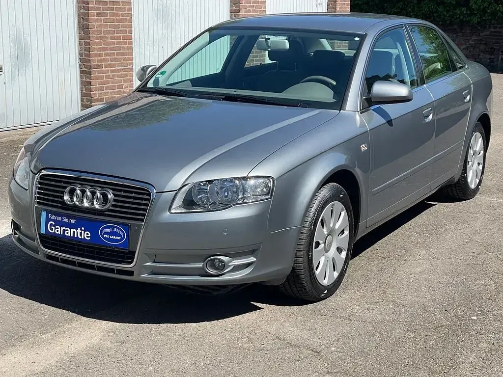 Gebraucht Audi A4 131 PS (96 kW) 2007 Grau Limousine
