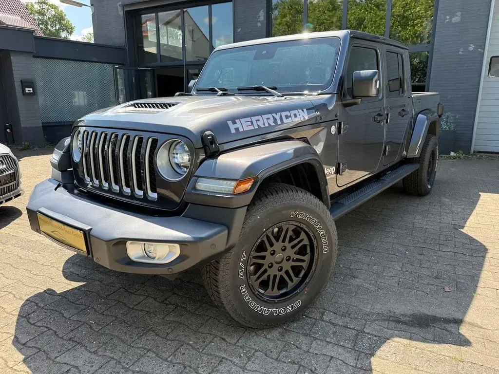 Gebraucht Jeep Gladiator Overland 264 PS (194 kW) 2021 Grau Pickup