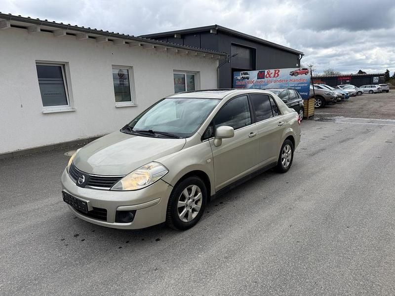 Gebraucht Nissan Tiida Tekna 126 PS (92 kW) 2008 Silber Limousine