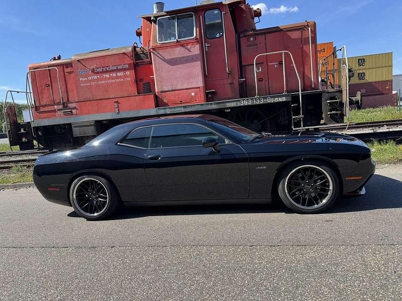 Schwarz Gebraucht 2017 Dodge Challenger Coupé | 33.600 € (Fairer Preis) - Bild 1/1