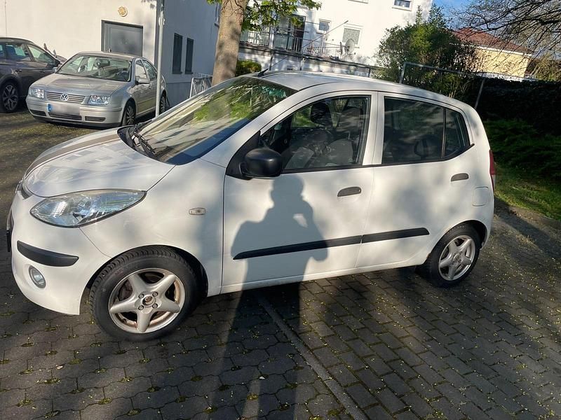 Gebraucht Hyundai i10 67 PS (49 kW) 2010 Kleinwagen