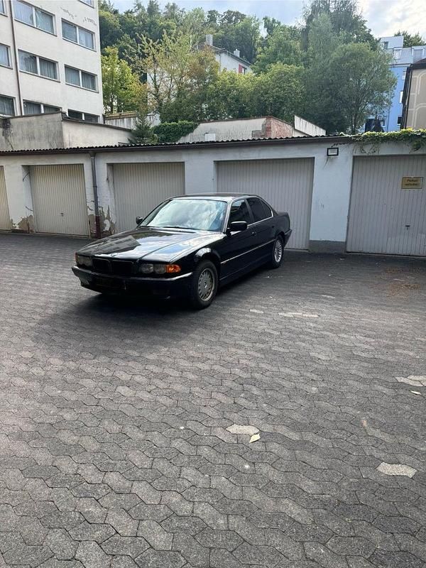 Schwarz Gebraucht 1998 BMW 728 Limousine | 5.999 € (Etwas zu teuer) - Bild 1/4