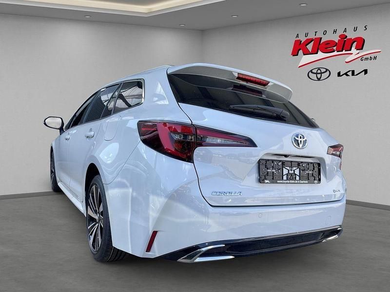 Neu Toyota Corolla 141 PS (103 kW) 2025 Grau Kombi
