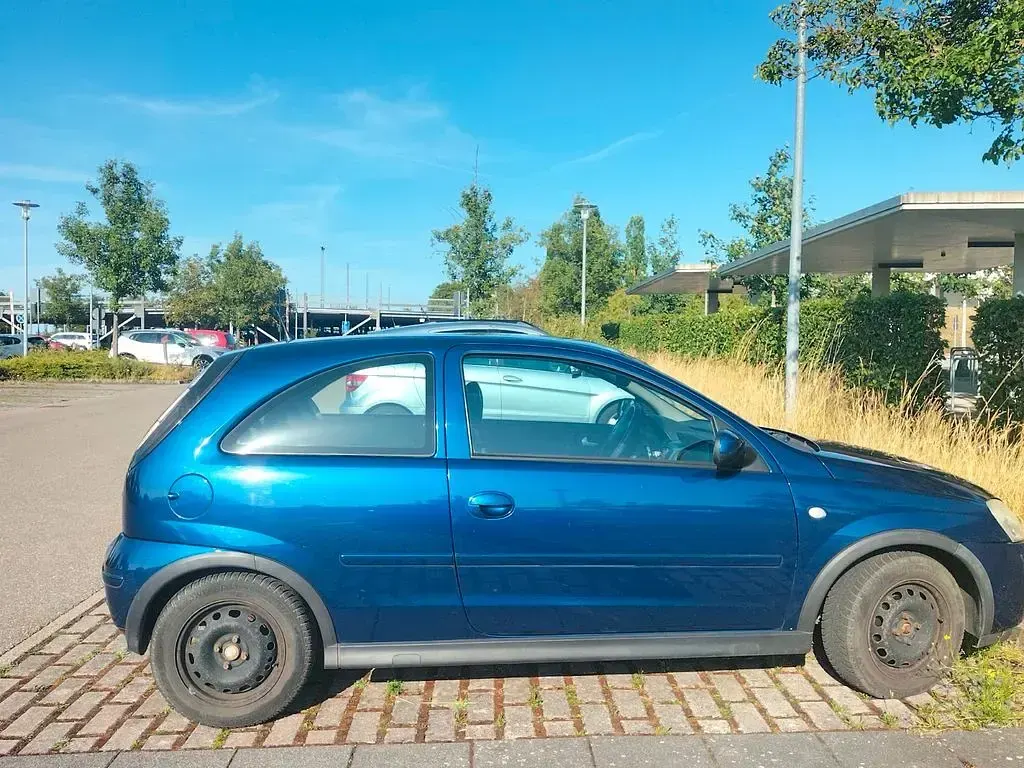 Gebraucht Opel Corsa 80 PS (58 kW) 2006 Blau Kleinwagen