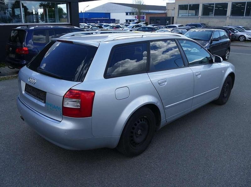 Gebraucht Audi A4 102 PS (75 kW) 2003 Silber Kombi