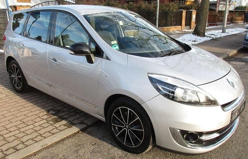 Gebraucht Renault Scénic Bose Edition 150 PS (110 kW) 2012 Grau Van / Kleinbus