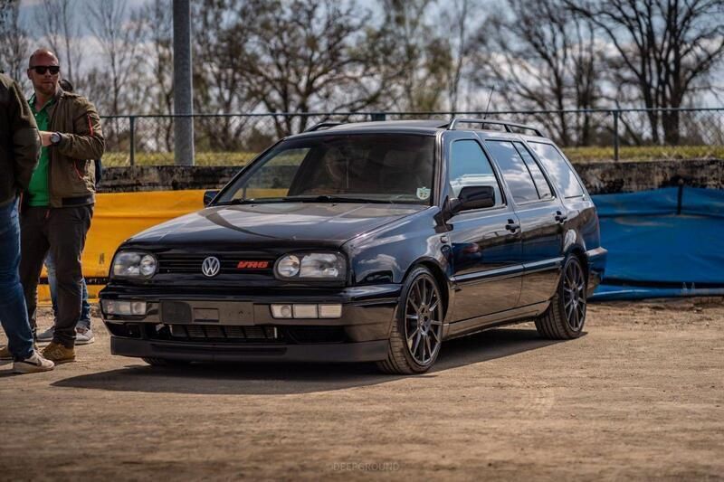Schwarz Gebraucht 1997 VW Golf III Kombi | 12.000 € - Bild 1/4