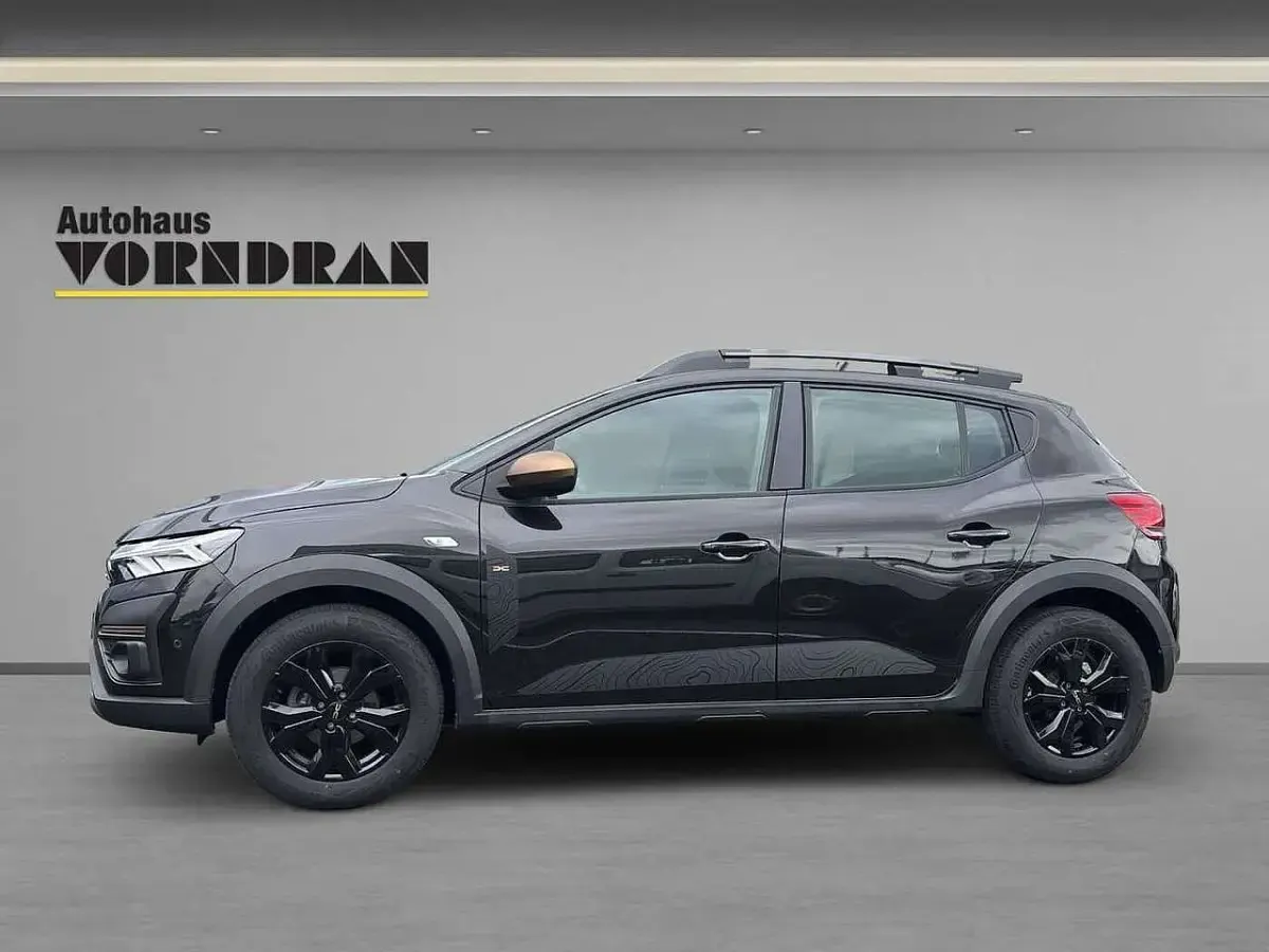 Gebraucht Dacia Sandero Extreme 110 PS (80 kW) 2023 Perlmutt schwarz metallic (metallic) Limousine