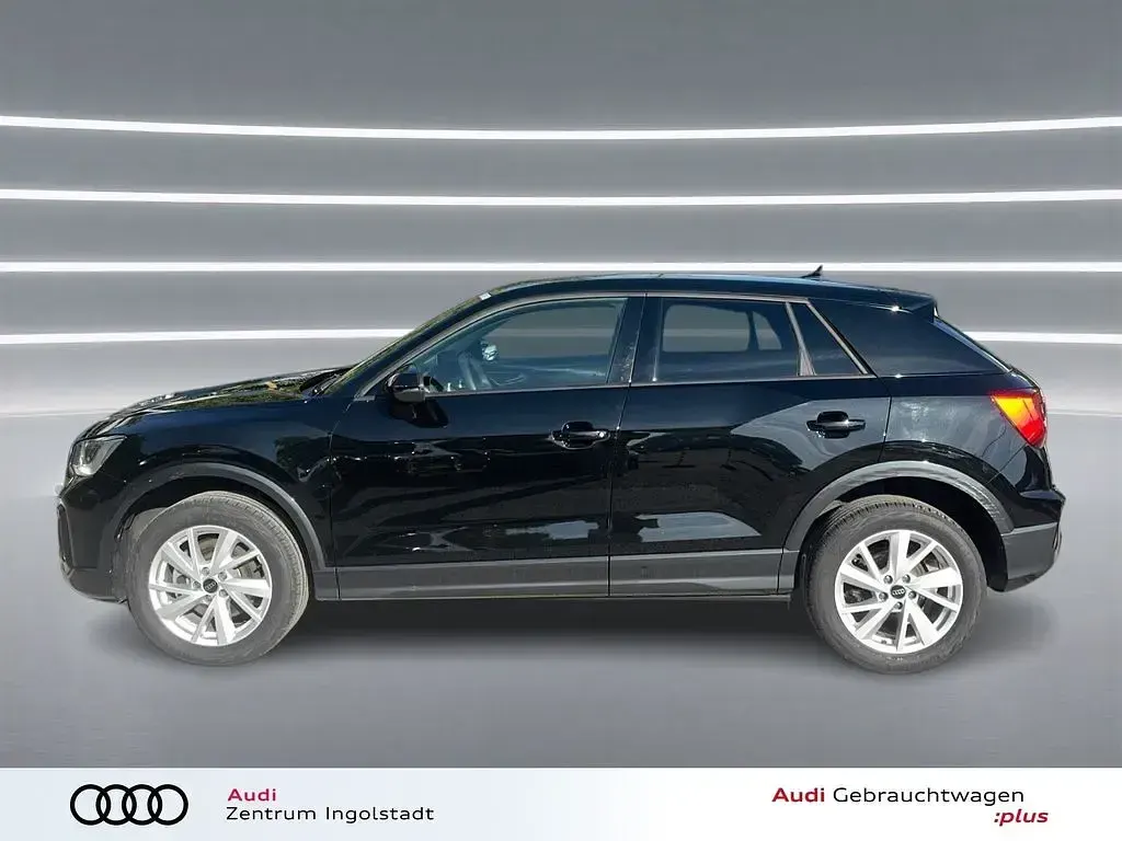 Gebraucht Audi Q2 Advanced Plus 190 PS (139 kW) 2025 Mythosschwarz metallic SUV