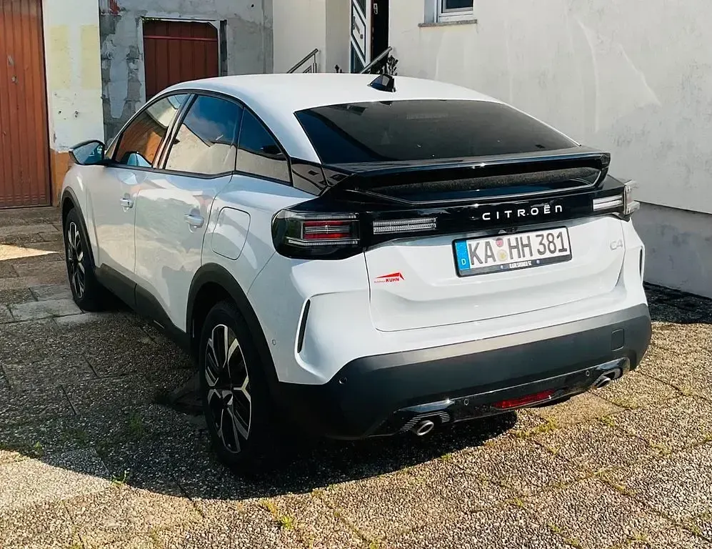 Gebraucht Citroën C4 136 PS (100 kW) 2025 Weiß SUV