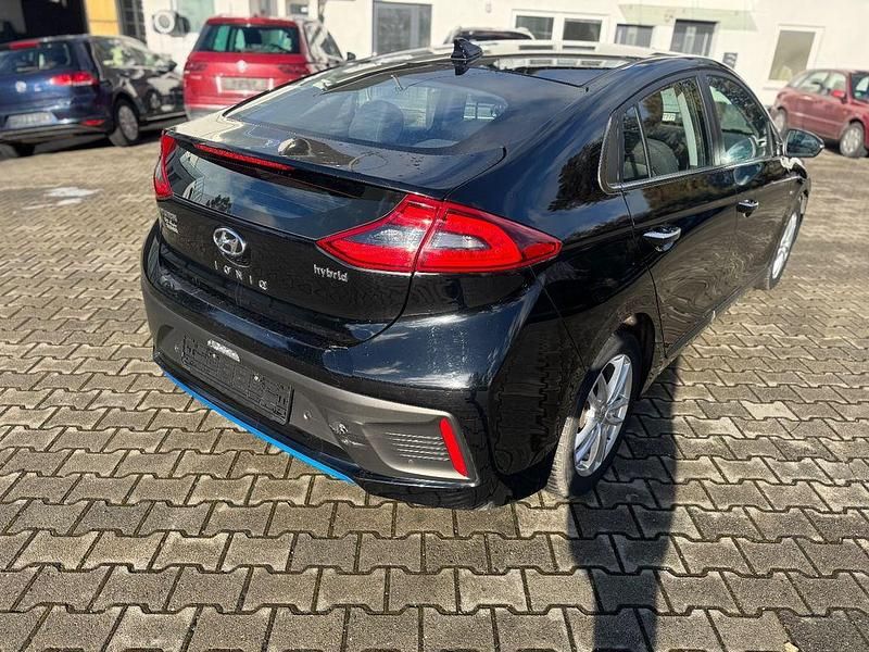 Gebraucht Hyundai Ioniq Style 105 PS (77 kW) 2019 Schwarz Kleinwagen