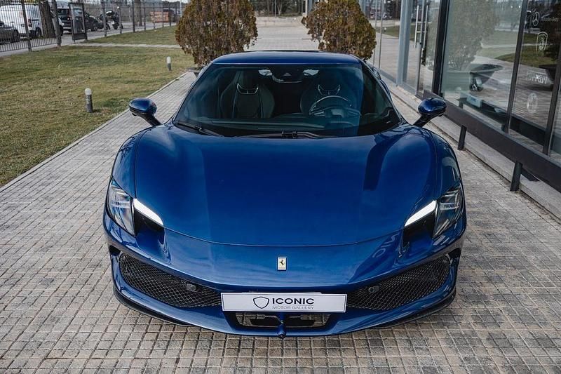 Gebraucht Ferrari 296 840 PS (617 kW) 2024 Blau