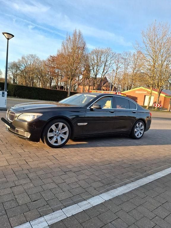 Gebraucht BMW 730 245 PS (180 kW) 2008 Limousine