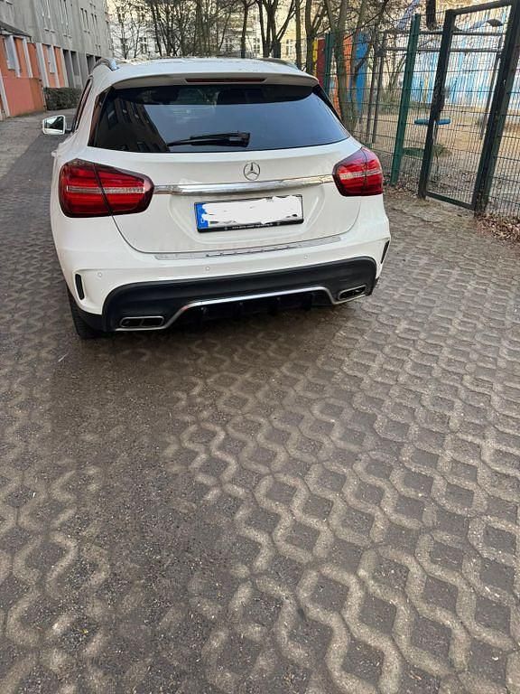 Gebraucht Mercedes GLA45 AMG AMG 381 PS (280 kW) 2018 Weiß SUV