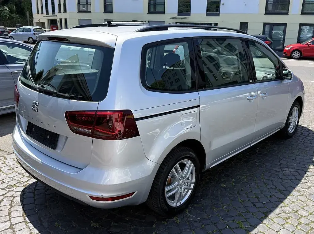 Gebraucht Seat Alhambra Style 150 PS (110 kW) 2020 Silber Van / Kleinbus