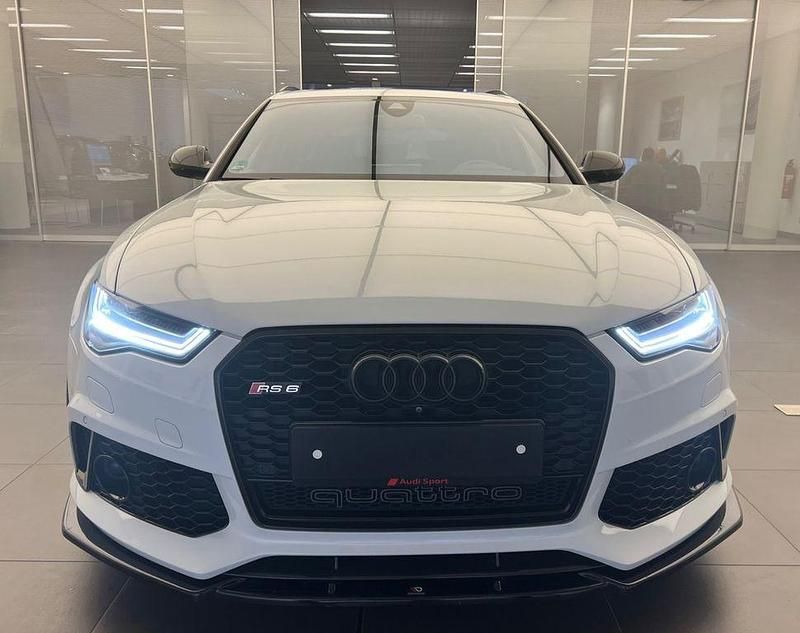 Second-hand Audi RS6 Performance 605 CP (444 kW) 2017 Alb Break