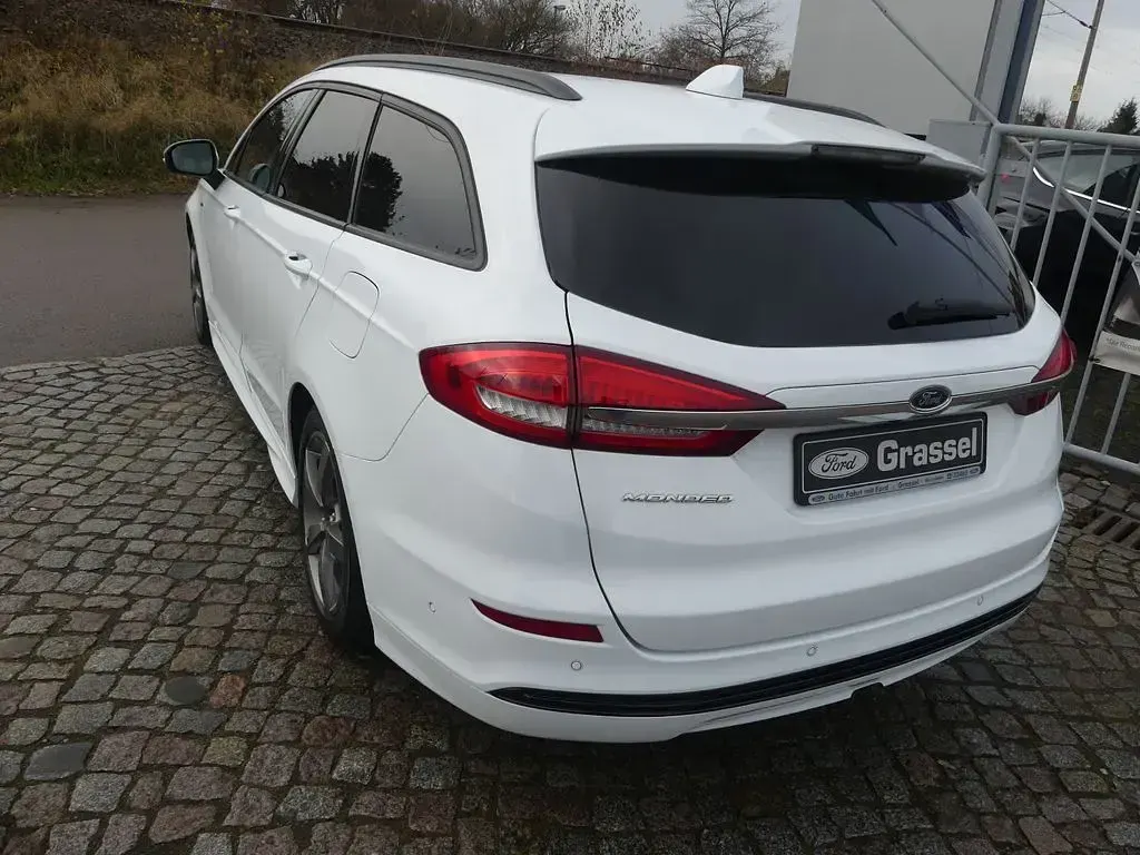 Gebraucht Ford Mondeo ST-Line 150 PS (110 kW) 2021 Weiß Limousine