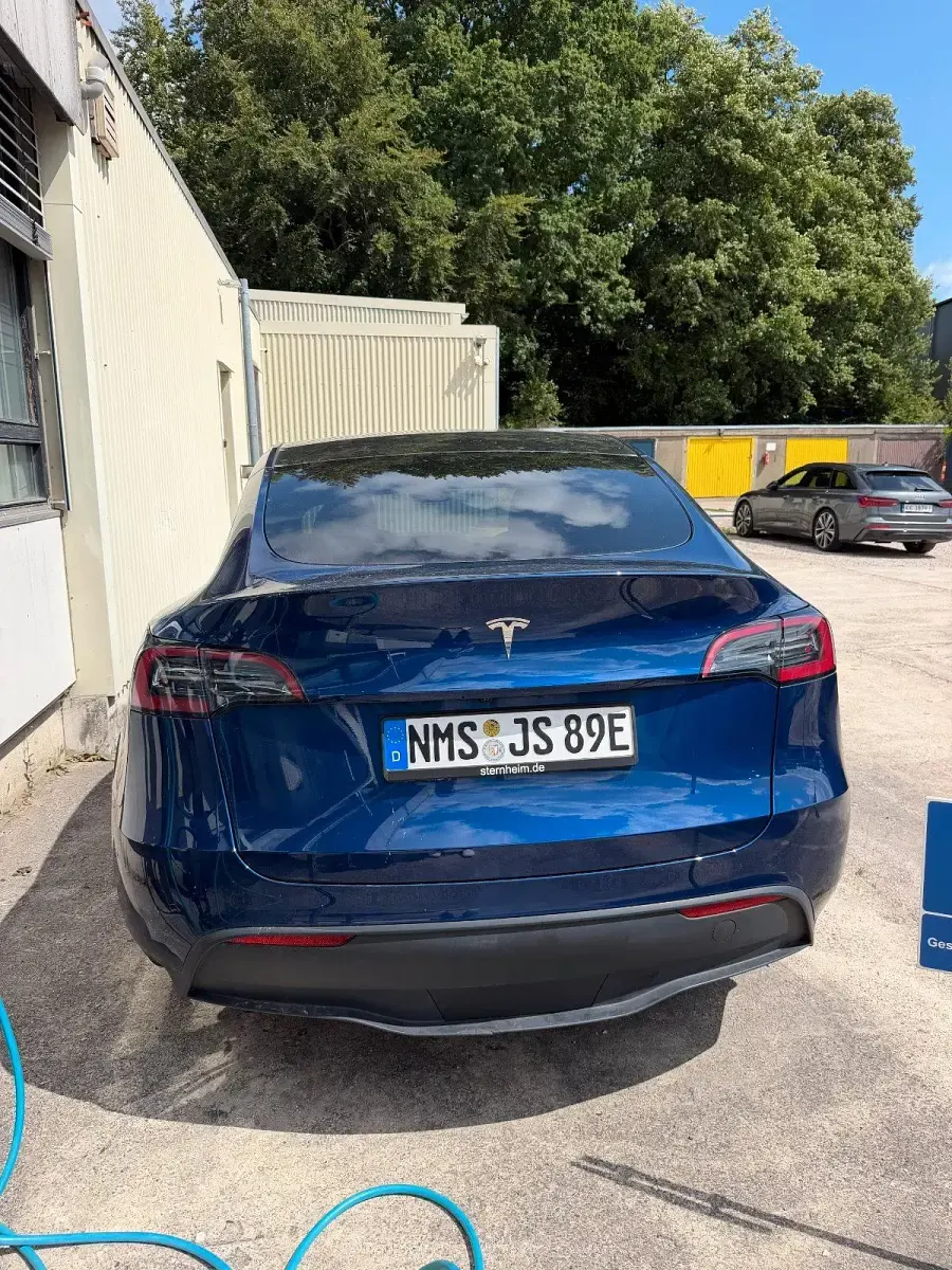 Gebraucht Tesla Model Y RWD 250 kW (340 PS) 2024 Blau SUV