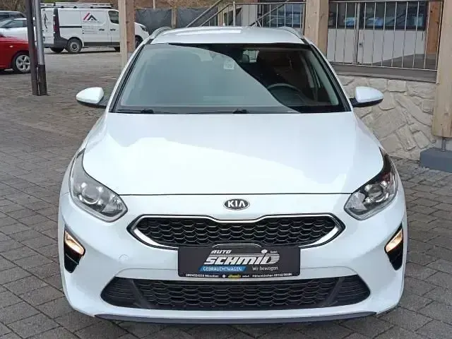 Gebraucht Kia Ceed Sportswagon Vision 140 PS (102 kW) 2020 Weiß Kombi