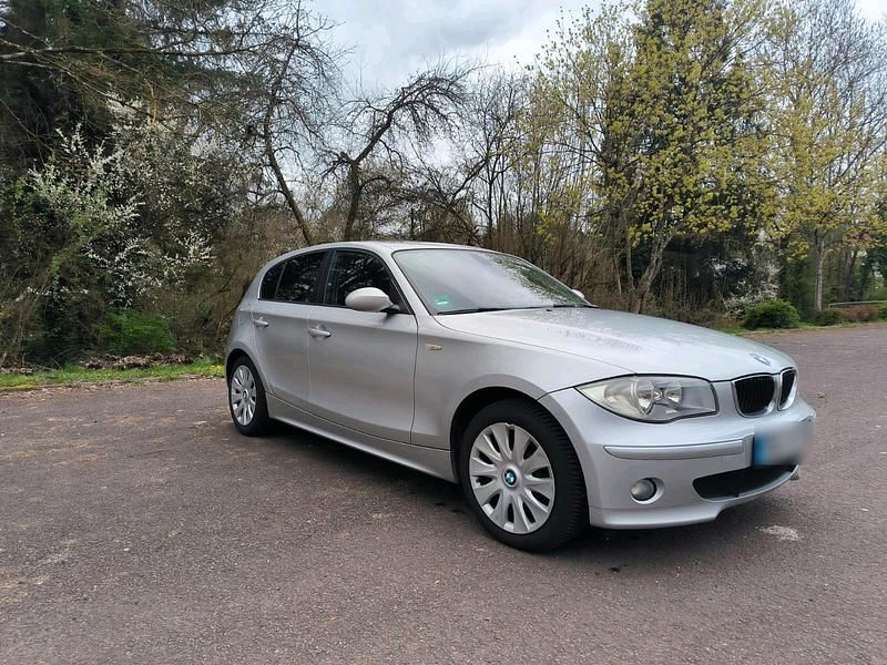 Gebraucht BMW 120 150 PS (110 kW) 2006 Grau Kleinwagen