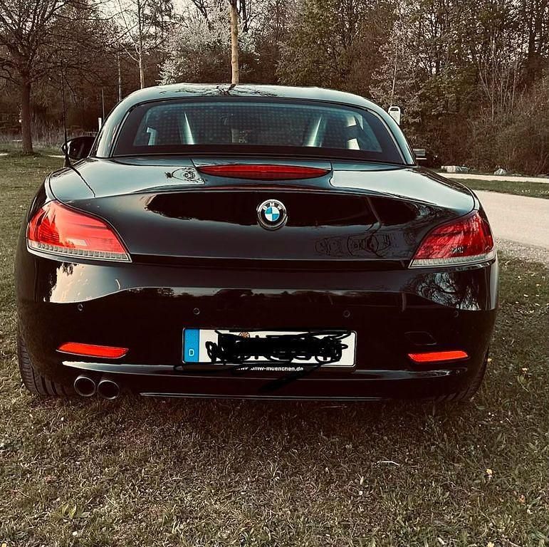 Second-hand BMW Z4 184 CP (135 kW) 2015 Negru Cabrio