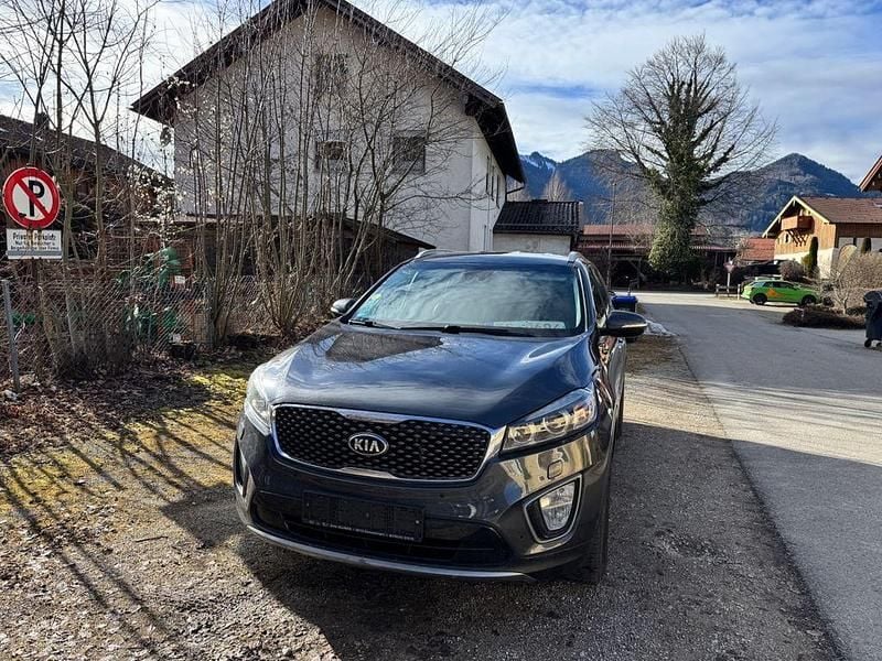 Gebraucht Kia Sorento Spirit 200 PS (147 kW) 2015 Grau SUV